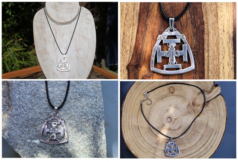 Sterling silver VINTAGE pendant 925, The fleur de lis. approx 35 mm x 40 mm.