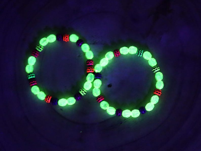 Set bracelets- Nebula Series – 8mm Faceted Round Bead Fluorescent Green Acrylic Pearl Bracelets! Exclusive, Unique&UV Reactive!