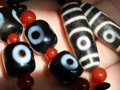 Majestic Huge and heavy Two-eye dZi bead bracelet with Yin-Yang beads and Design. Perfect for having good vibes with style!