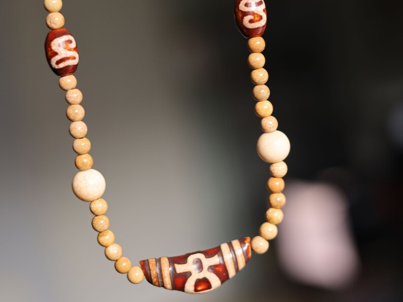 Bracelet Treasure Ultra Energy Tibetan Ancient Agate Wealth God Figure Dzi Bead. very powerful property. Beads fashion for Men and Women