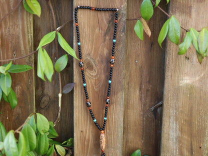 Great Nine-eye dZi bead necklace. It is called “The Star of Prosperity and the Heaven Protection”. Perfect for having good vibes with style!