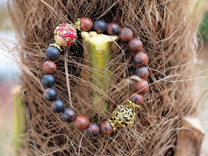 Śānadāra Jewel Collection - Wonderful Natural Mahogany Jasper Matte bracelet with Handmade Grade A Rhinestone Indonesia Bead.