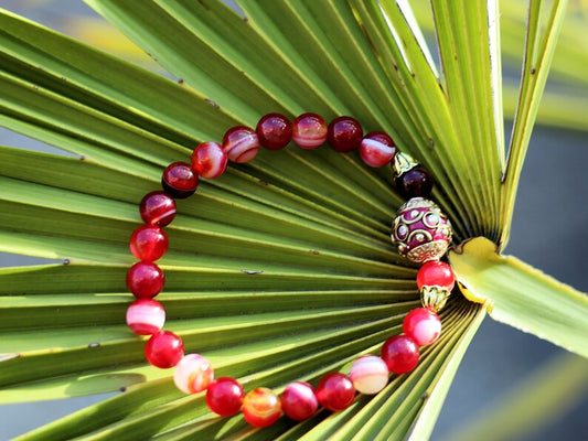 Viśēśa Jewel Collection - Unique cool Dark red agate beautiful grade.  Connects to guardian angels above and Mother Earth below