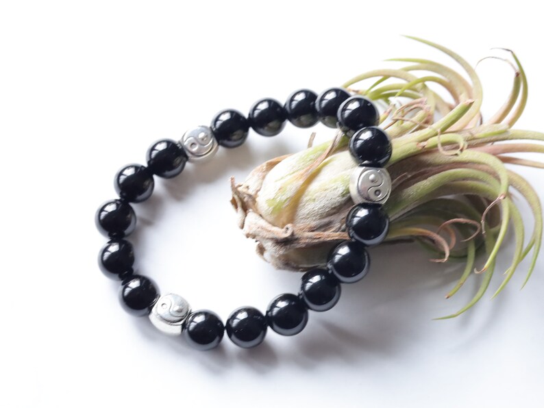 bLACKLINE SERIES Yin Yang/ Tai Chi Beads combined with Black Agate. two opposite sides come together and become whole and balanced.