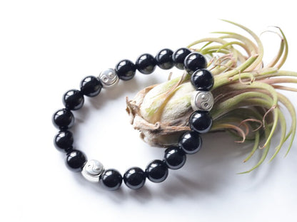 bLACKLINE SERIES Yin Yang/ Tai Chi Beads combined with Black Agate. two opposite sides come together and become whole and balanced.