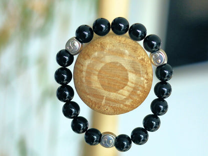 bLACKLINE SERIES Yin Yang/ Tai Chi Beads combined with Black Agate. two opposite sides come together and become whole and balanced.
