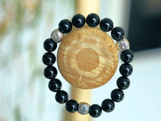 bLACKLINE SERIES Yin Yang/ Tai Chi Beads combined with Black Agate. two opposite sides come together and become whole and balanced.