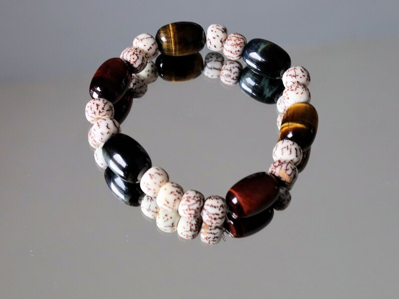 Natural Tri color Tiger Eye Stone Drum Bucket Beads bracelet with Well-formed Natural Starmoon Bodhi Barrel Beads.
