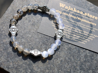 Particular Natural Top Grade White Moonstone Cat Eye Selenite with real Dragon Veins Agate beads bracelet. o bring prosperity and wealth