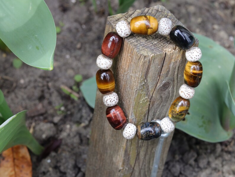 Bodhi Tri color Tiger Eye Stone Drum Bucket Beads bracelet with Well-formed Natural Starmoon Bodhi Barrel Beads. Super trendy for him & her