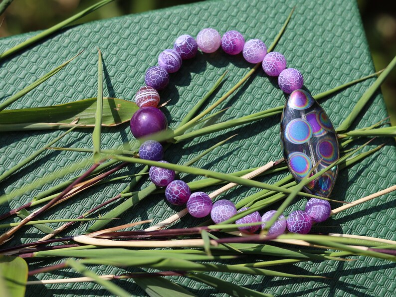 Summer of Love Jewel Collection - Top Purple Frosted Fire Crackle Agate bracelet with 3D and rousing psychedelic circle decoration.