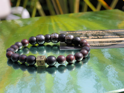 Drop dead Natural Bloodstone Beads bracelet versus Shungite beads and combined with a Wajakaa © Logo be