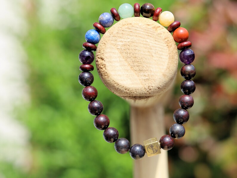 Effectual Chakra Blood stone. 7 types of gemstones.Amethyst, Lapis Lazuli, Blue Spot Jasper, Aventurine, Tiger Eye, Butter Jade, Rose Jasper