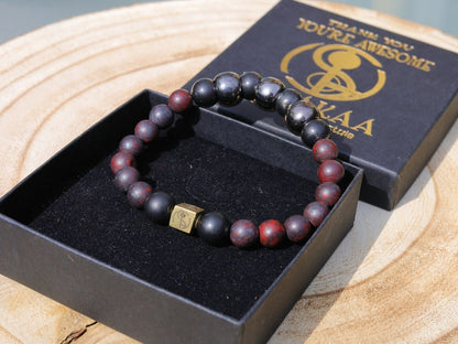 Drop dead Natural Bloodstone Beads bracelet versus Shungite beads and combined with a Wajakaa © Logo be