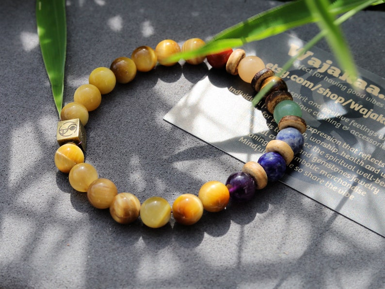 Dominant Chakra golden tiger eye. 7 types. Amethyst, Lapis Lazuli, Blue Spot Jasper, Aventurine, Tiger Eye, Butter Jade, Rose Jasper