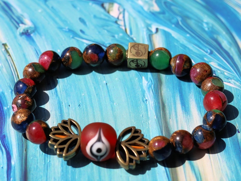 Unexpected Multicolor Clinquant Cloisonne Beads bracelet combined with Metal beads lotus and Wajakaa © Logo bead.