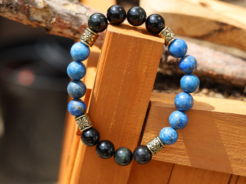 Smashing Natural Lapis Lazuli versus  Rainbow Obsidian beaded bracelet. Free offer gift wrapping with Wajakaa ECO jewelry box