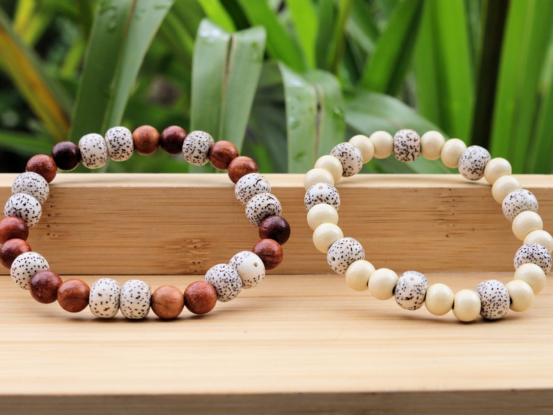 Wooden collection - 2x BRACELETS Starmoon Bodhi Barrel bracelet with  Bayong and Sandalwood beads. place of the Buddha’s Enlightenment