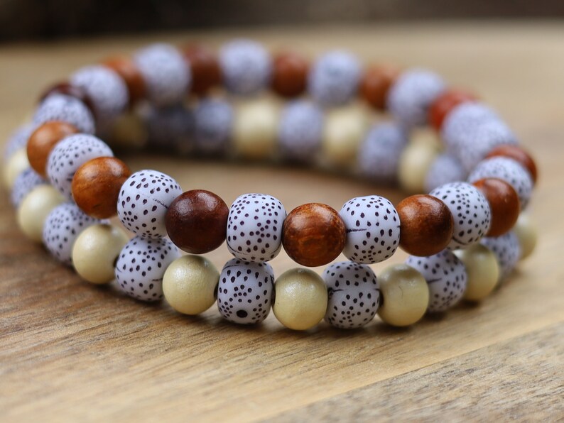 Wooden collection - 2x BRACELETS Starmoon Bodhi Barrel bracelet with Bayong and Sandalwood beads. place of the Buddha’s Enlightenment
