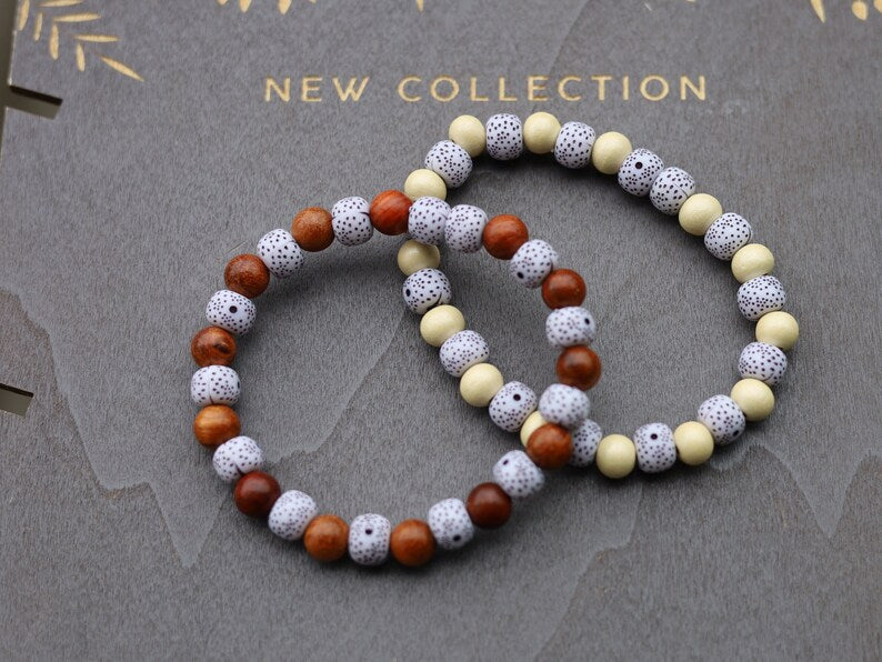 Wooden collection - 2x BRACELETS Starmoon Bodhi Barrel bracelet with Bayong and Sandalwood beads. place of the Buddha’s Enlightenment