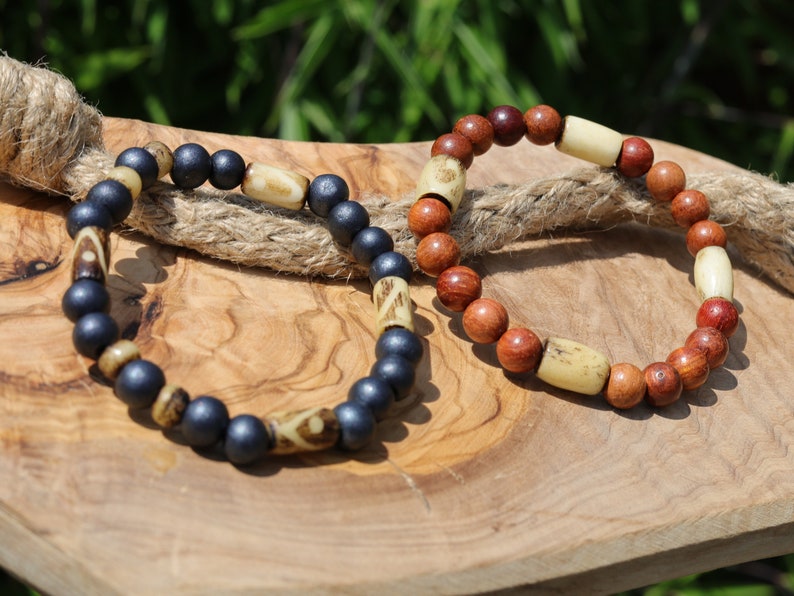Wooden collection - 2x BRACELETS Rare Sandalwood black / crème Beads combined with old Antique White Bone Beads.