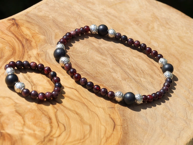 SET Bracelet & Ring made from Natural Garnet Beads 4~4.5mm. Combined with SHUNGITE and Silver Plated Spacer Beads, Tribal Beads