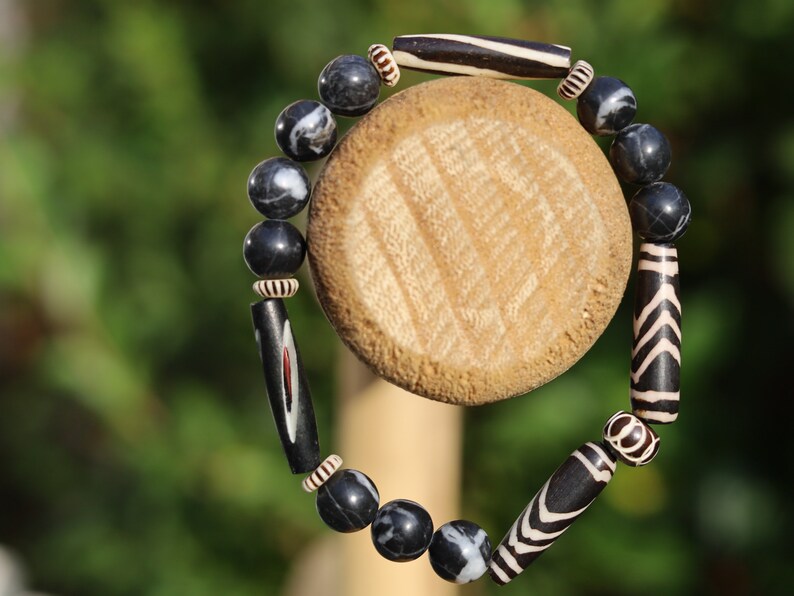 Zebra Jasper Gemstone Beads combine with amazing mixed cow bone from India. Handmade Bone Beads, Haḍīāṁ Jewel winter Collection