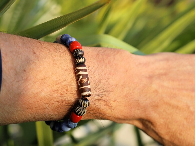 Sodalite Round Beaded bracelet combined with Mixed cow bone from India. Bone Beads are intricate, beautiful and natural.