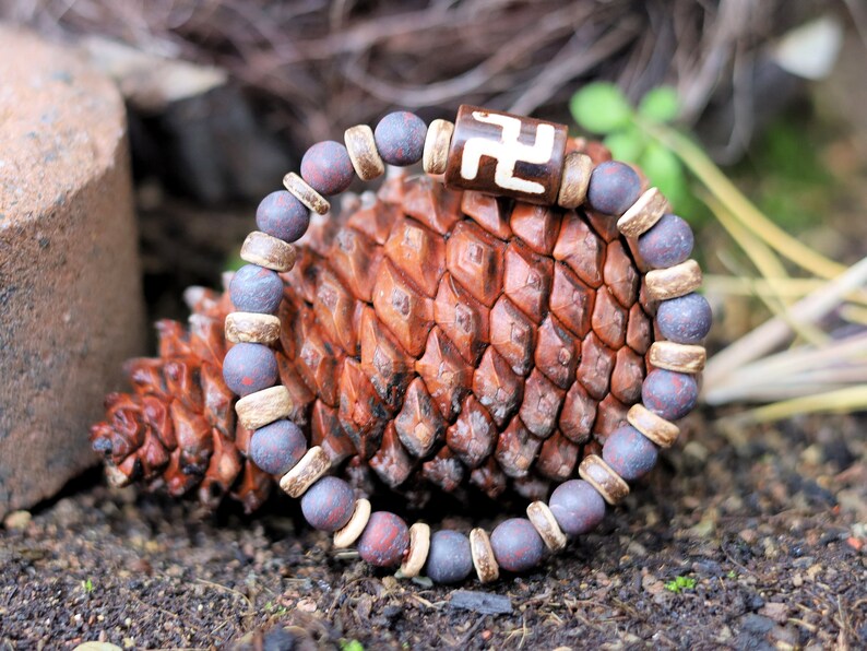 Rare Natural frosted Brecciated Jasper bracelet with Swastika Rare Treasure Tibetan Dzi.