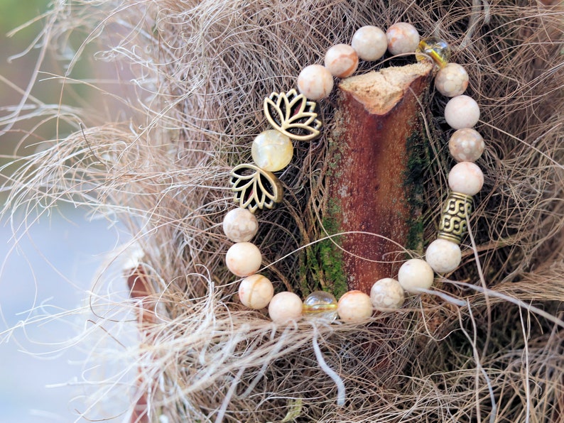 Natural Maifanite/Maifan Stone Beads bracelet, Round, 8mm. Combined with Rutilated Quartz and Metal beads lotus.