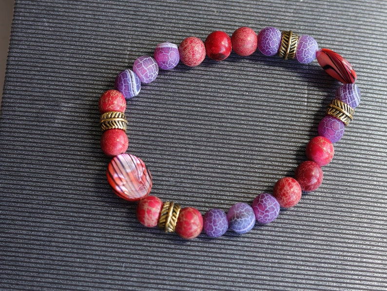 TRi mixed bracelets Purple and Red Agate Stone and Sea Sediment Jasper. With  Coin shaped Mother of Pearl Shell beads