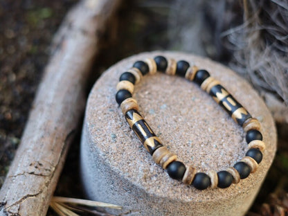 Lightweight Natural Stone Frosted Matte Black Agates bracelets with fantasy Cow bone and coconut discs.