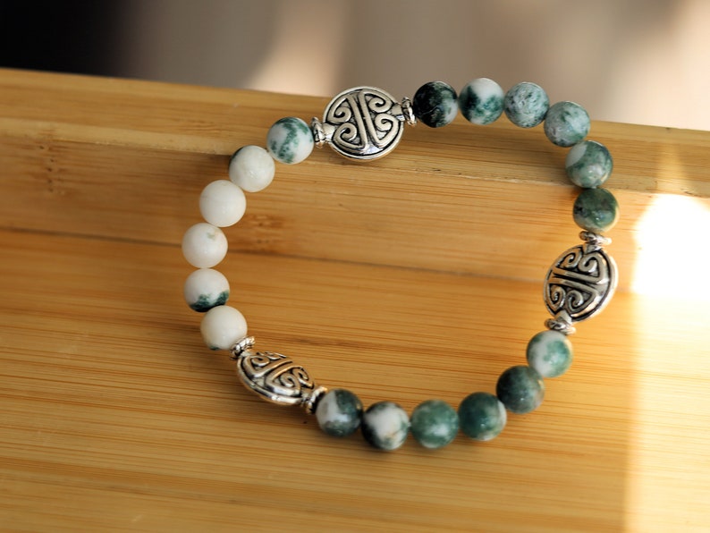 Intrinsic Natural Tree Agate bracelet with Tibetan Style Alloy Beads, Flat Round with Flower Pattern, Antique Silver.