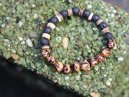 Muruci beaded bracelet. Also come from our purveyor the palm tree. Free offer gift wrapping with Wajakaa ECO jewelry box