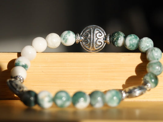 Intrinsic Natural Tree Agate bracelet with Tibetan Style Alloy Beads, Flat Round with Flower Pattern, Antique Silver.