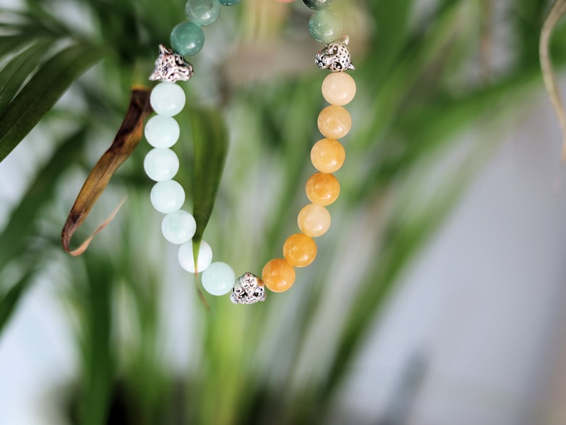 Tri Magnificent Bracelet with Aventurine,  Candy Jade and Aquamarine beads. Combined with Bead panther Silver