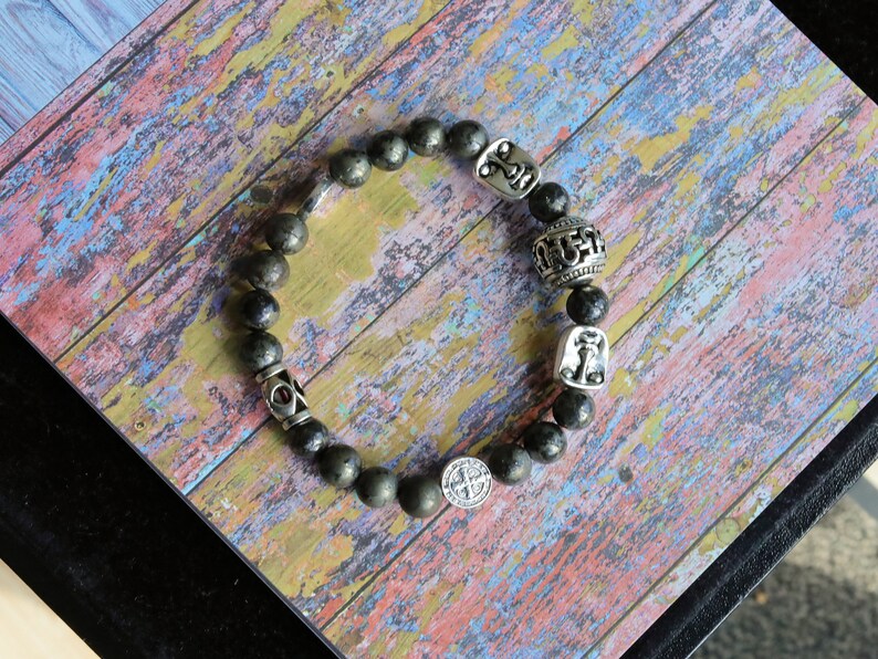 Mixed reli, Natural Pyrite Beads bracelet with beautiful Tibetan Style Alloy Human Face Beads and Jesus and Latin Cross.