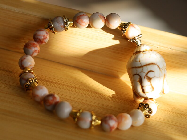 Beautiful large bead of real magnesite: Buddha combined with The healing properties of Netstone. Meaningful & symbolic merchandise