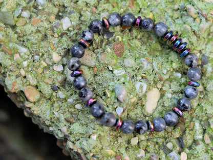 The Bāla Sagrahi Kids Collection. Children's Size 6 mm Labradorite Bracelet with Non-magnetic Synthetic Hematite. Gift for Kids.