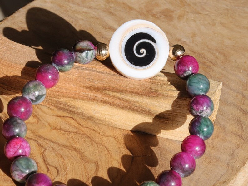 Colorful Persian Jade Round Loose Beads with Shell pendant circles black and Acrylic Metallook round Beads Gold. Unique!