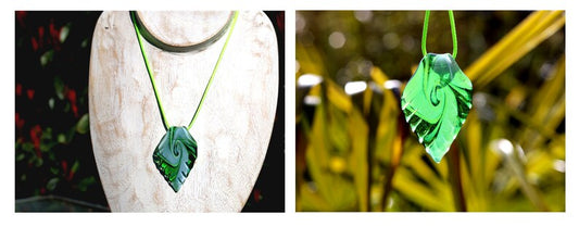 Murano-inspired twisted GLASS PENDANTS lampworks necklaces. The glass is handcrafted and hand-blown and shaped by master glass maker. (kopie) (kopie)