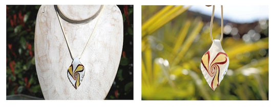 Murano-inspired twisted GLASS PENDANTS lampworks necklaces. The glass is handcrafted and hand-blown and shaped by master glass maker. (kopie)