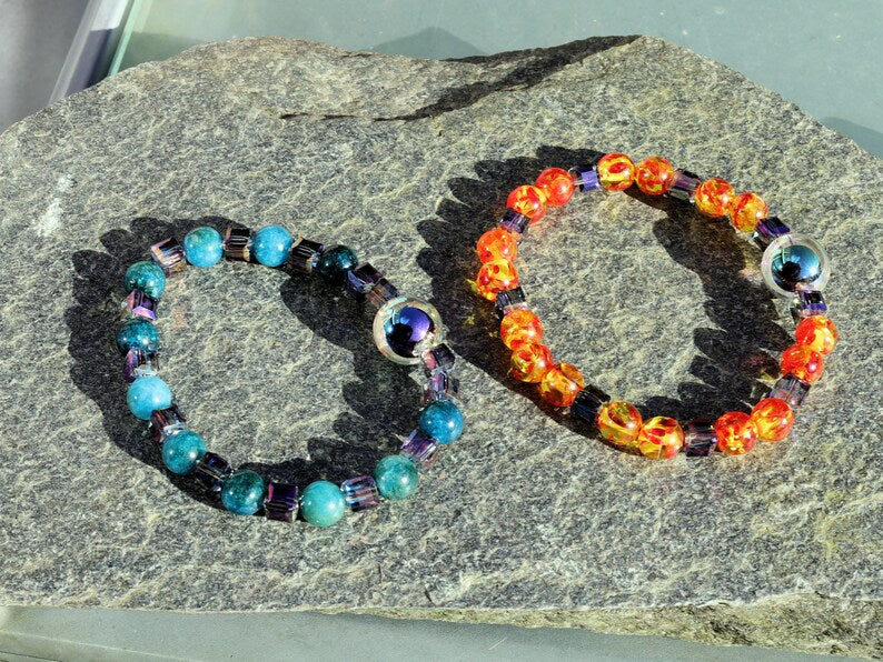 Summer set BRACELETS. 2x Holographic beads with Natural Apatite gemstone beads. Colour sparkling Glass beads