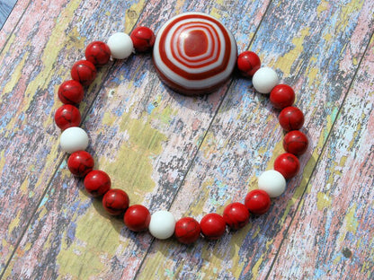 Tibetan RARE  Reddish Agate Dzi *Sky Eyed* Beaded bracelet. With  Stone Red Howlite Turquoise beads. And 5x White Onyx Agate.