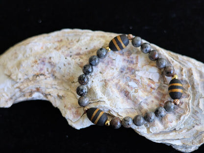 Flame Stone Beads Yooperlite Round. Yooperlite semi-Precious Stone Pearls combined with decorative beads. allows you to speak your truth.