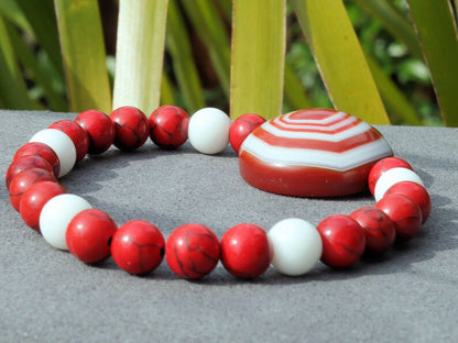 Tibetan RARE  Reddish Agate Dzi *Sky Eyed* Beaded bracelet. With  Stone Red Howlite Turquoise beads. And 5x White Onyx Agate.