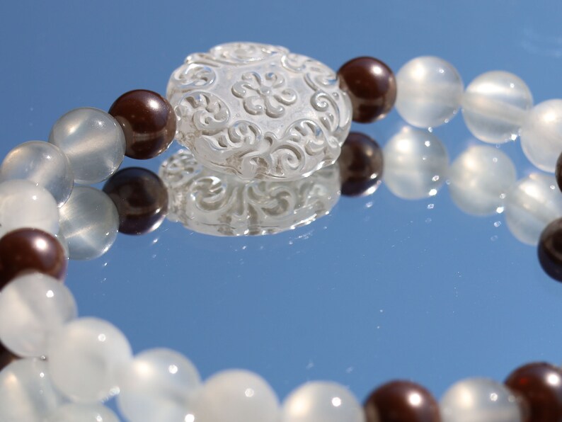 White Line Collection:  Selenite gypsum bracelet with Pearl Glass and A beautiful large acrylic bead in Lace look. marvelous