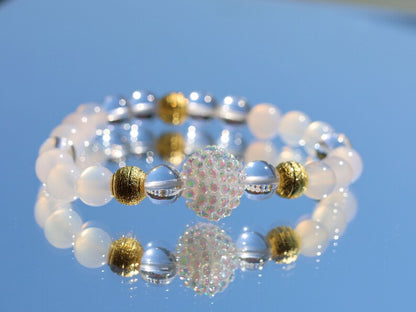 White Line Collection: White Agate bracelet with rock crystal and vely Berry Bead. Transparent Iridescent - as soap bubble