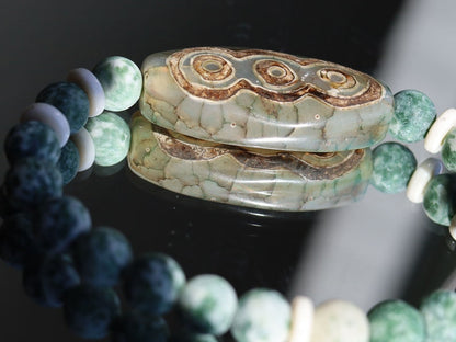 Flat Oval Green Chalcedony Beads Tibetan Amulet 6 Eye Totem Agates Dzi Beads. Combined with green spot jasper beads.