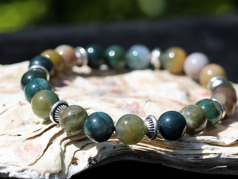 Multi-color Agate beaded bracelet. The combination of multiple colors in Agate beads symbolizes the interconnections of different energies